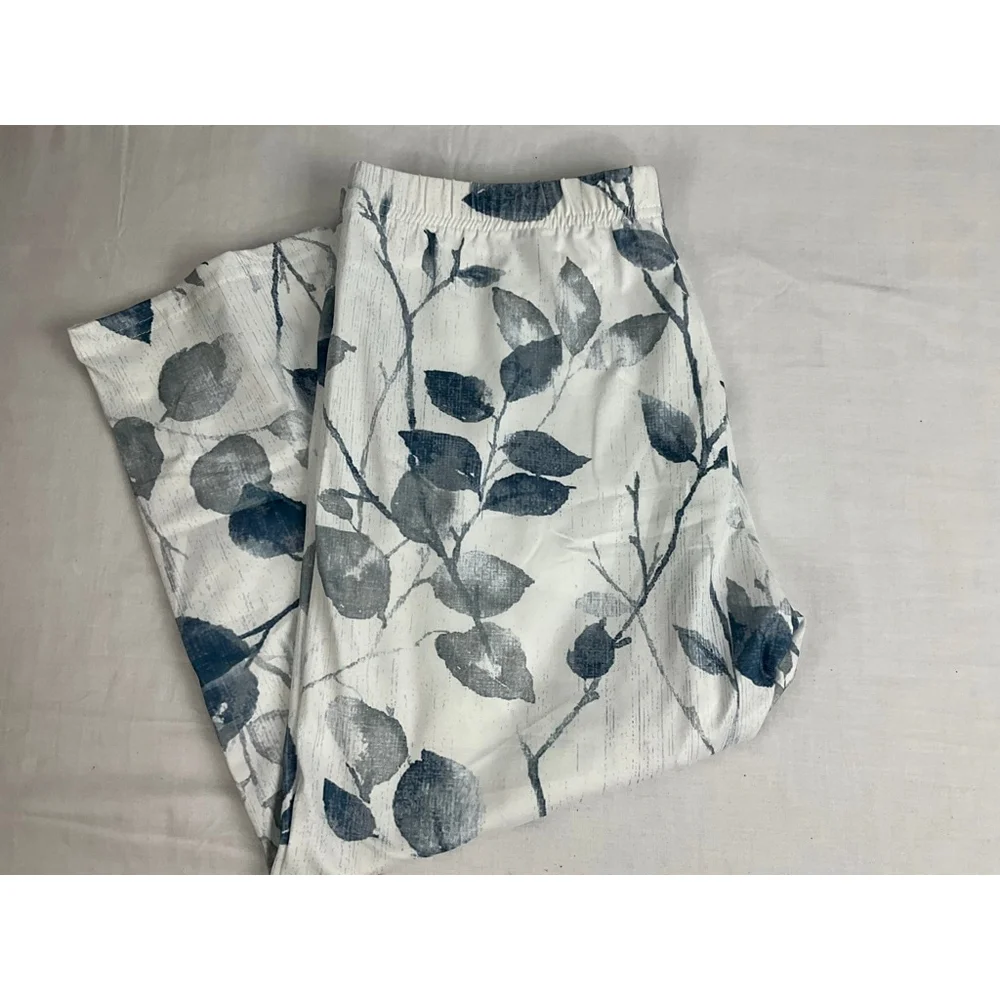 Women's Pajama Pants White/Blue Floral Print Size xl